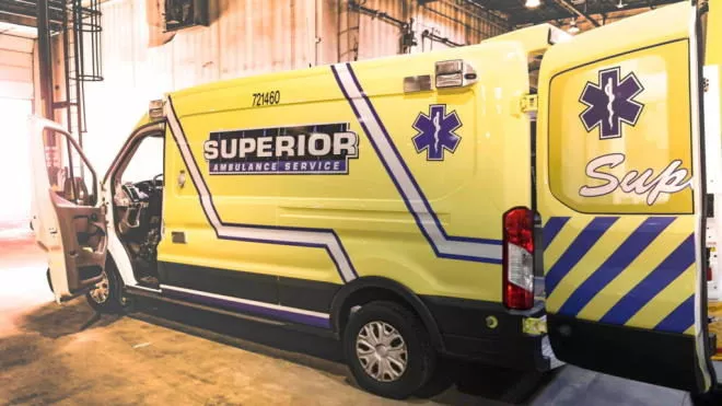 superior ambulance yellow sprinter